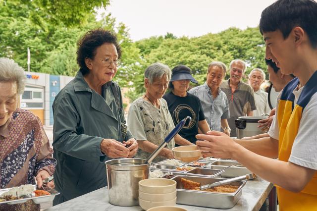 花漾奶奶金難搞劇照 4